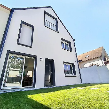 Dream Of Mediterranean House, Jacuzzi, Bbq, Delices Ensoleilles Sartrouville