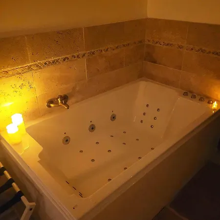 Dream Of Mediterranean House, Jacuzzi, Bbq, Delices Ensoleilles